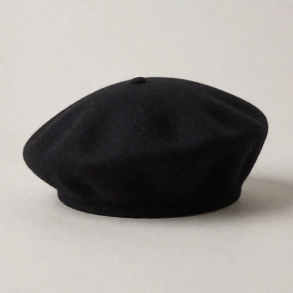 Ein traditionelles Béret aus Wolle.