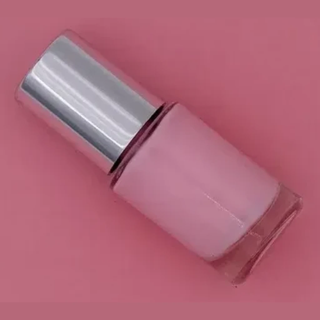 Photo produit inspirée de Vernis à ongles ELF naturel