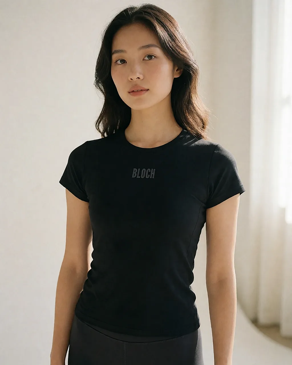 T-shirt de dança Bloch vestida, logótipo discreto no peito