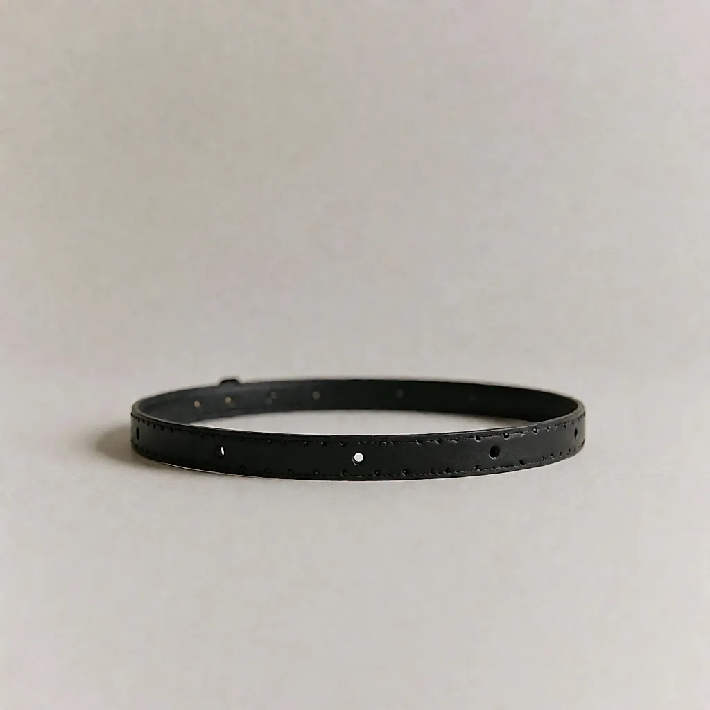 Ceinture fine cloutée — Morgan