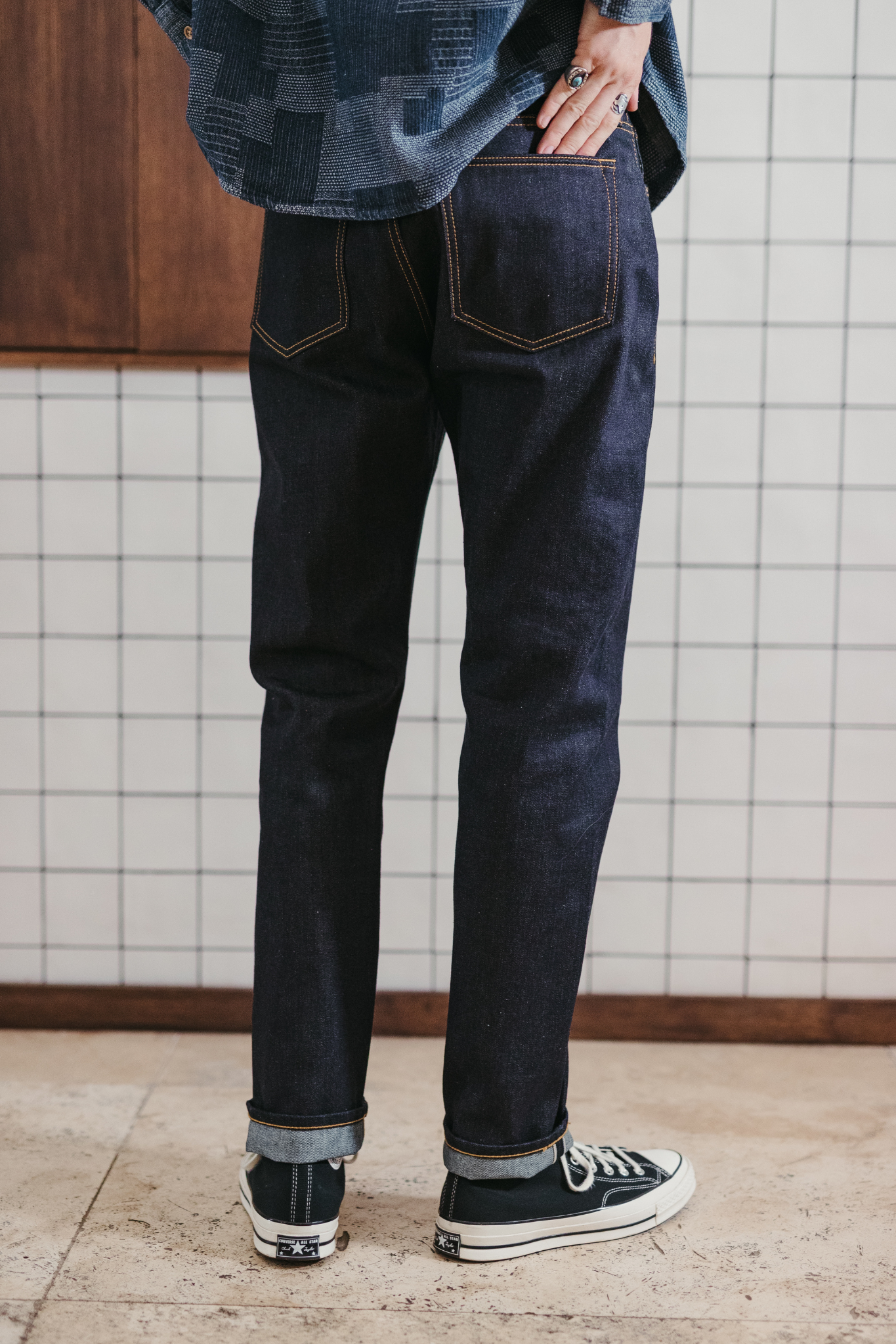 Jean en toile brute indigo profond — 1083